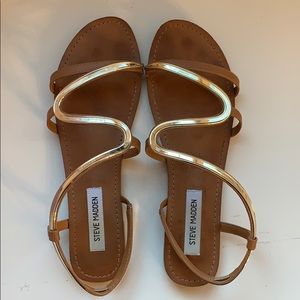 Steve Madden Baden Flat Sandal